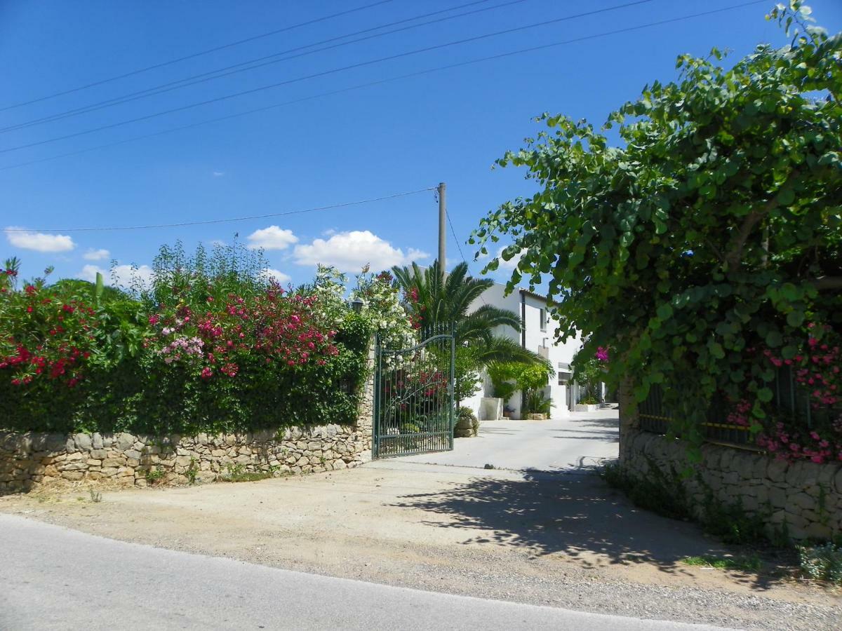 Dabbanna Guest House Киарамонте Гулфи Екстериор снимка