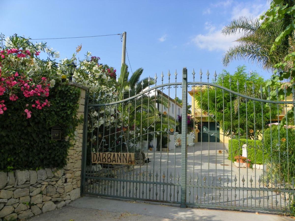 Dabbanna Guest House Киарамонте Гулфи Екстериор снимка