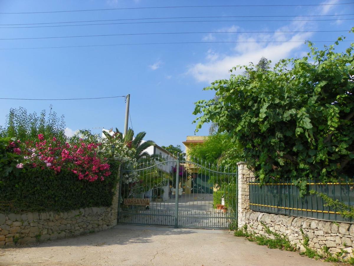 Dabbanna Guest House Киарамонте Гулфи Екстериор снимка